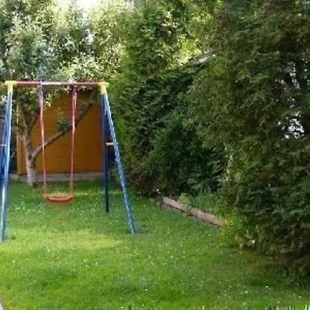 In Mit Grill Und Garten Holiday home *